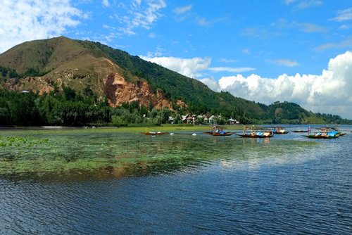  Holidays Package of Kashmir 